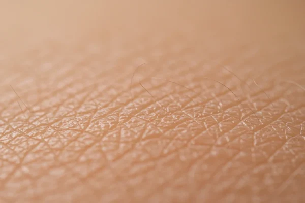 Retinoids & Waxing: 25% of Complications in 2026